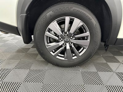 2023 Nissan Pathfinder SV Premium Package