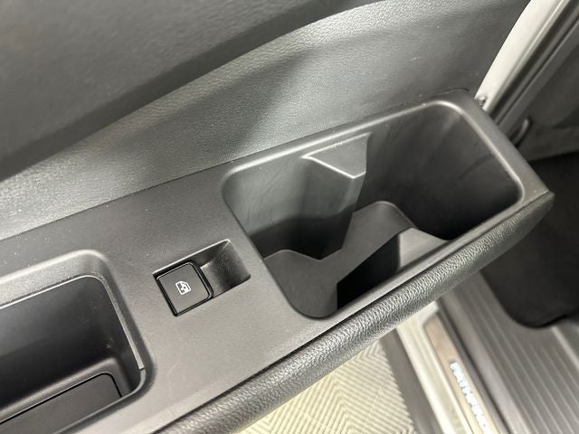 2023 Nissan Pathfinder SV Premium Package