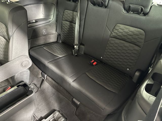 2023 Nissan Pathfinder SV Premium Package