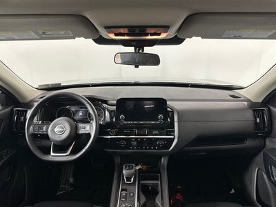 2023 Nissan Pathfinder SV Premium Package