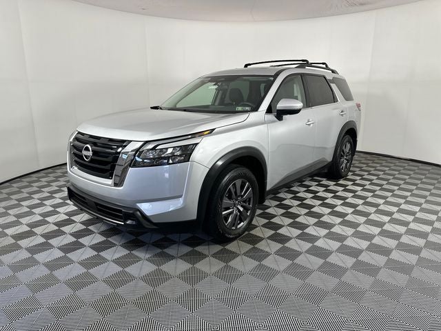 2023 Nissan Pathfinder SV Premium Package