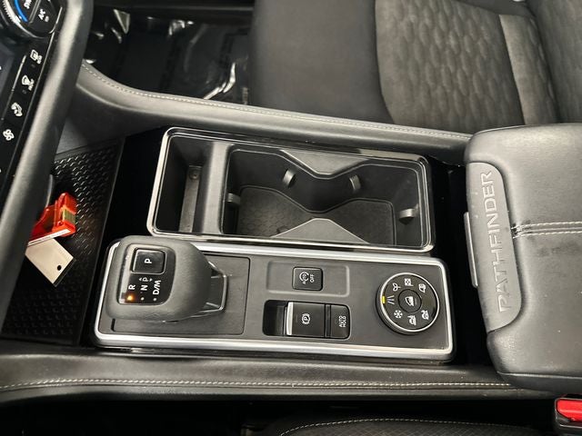 2023 Nissan Pathfinder SV Premium Package