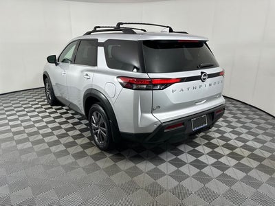 2023 Nissan Pathfinder SV Premium Package