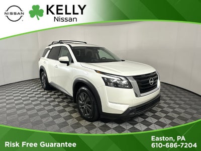 2024 Nissan Pathfinder SV Lighting & Premium Package