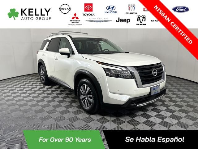 2023 Nissan Pathfinder SL