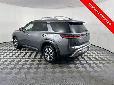 2023 Nissan Pathfinder SL