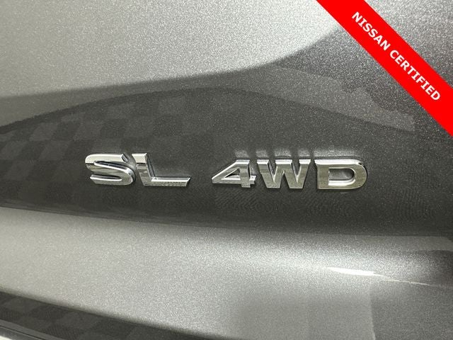 2023 Nissan Pathfinder SL