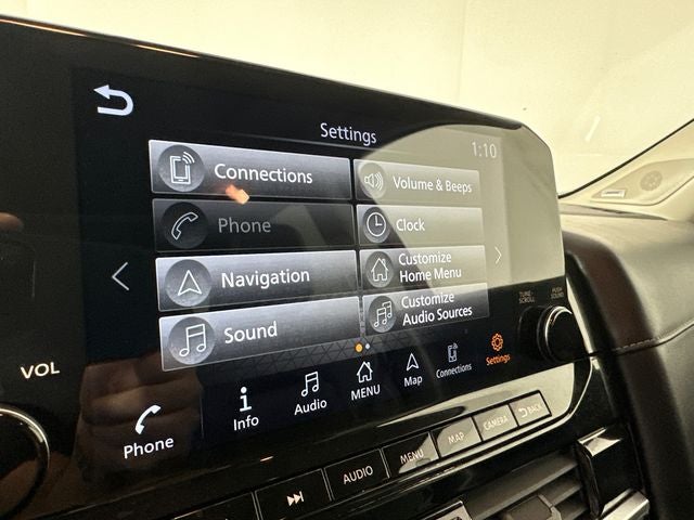 2022 Nissan Pathfinder SL Premium Package