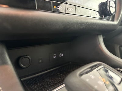 2022 Nissan Pathfinder SL Premium Package