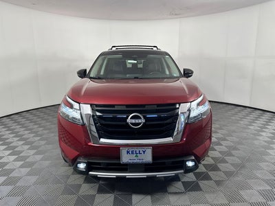 2022 Nissan Pathfinder SL Premium Package