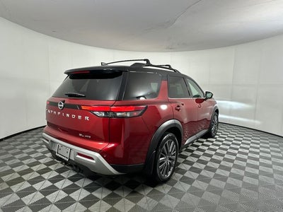 2022 Nissan Pathfinder SL Premium Package
