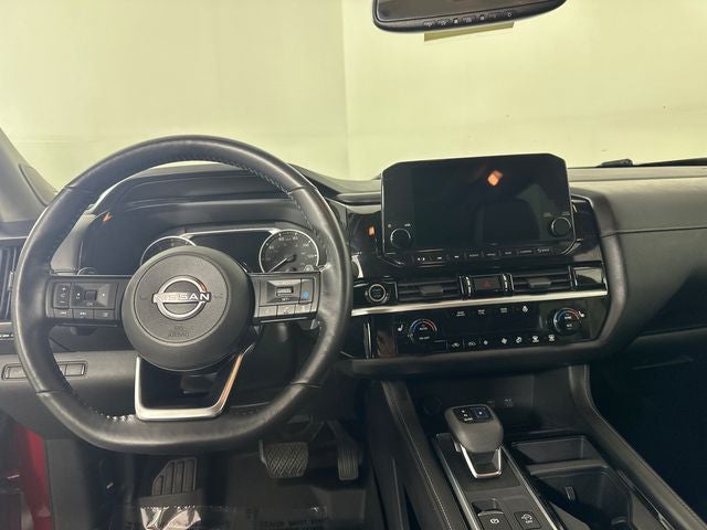 2022 Nissan Pathfinder SL Premium Package