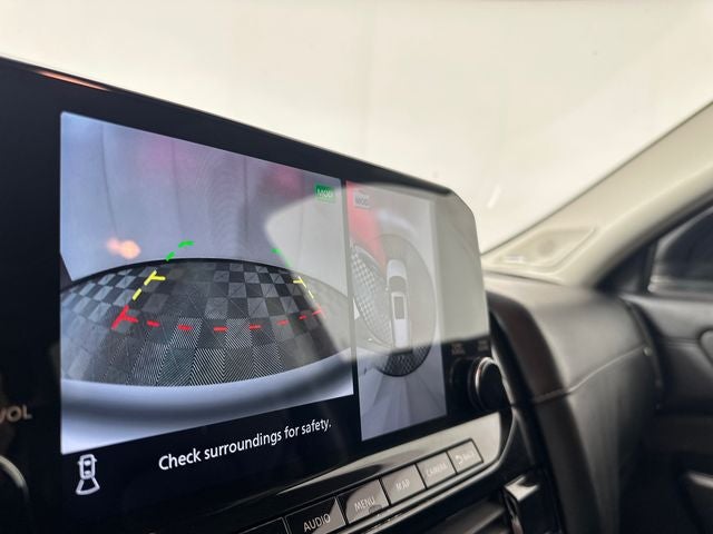 2022 Nissan Pathfinder SL Premium Package