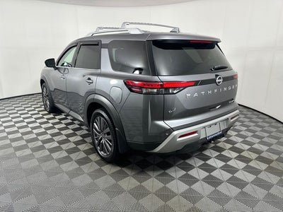 2023 Nissan Pathfinder SL Premium Package
