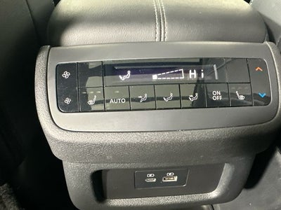 2023 Nissan Pathfinder SL Premium Package