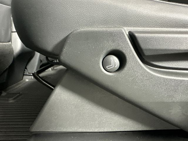2023 Nissan Pathfinder SL Premium Package