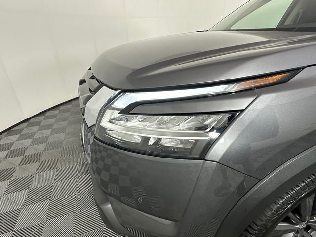 2023 Nissan Pathfinder SL Premium Package