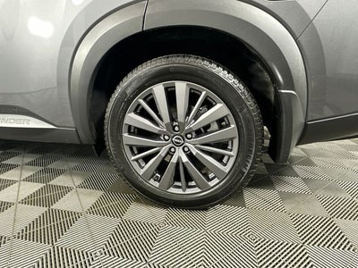 2023 Nissan Pathfinder SL Premium Package