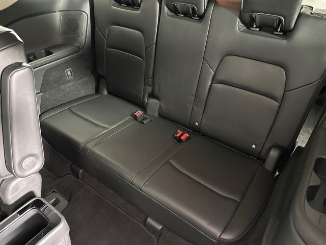 2023 Nissan Pathfinder SL Premium Package