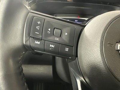 2023 Nissan Pathfinder SL Premium Package