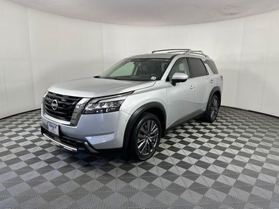 2023 Nissan Pathfinder SL Premium Package