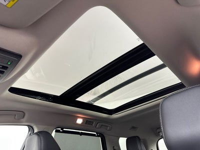 2023 Nissan Pathfinder SL Premium Package