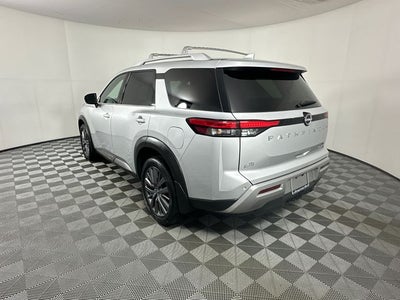 2023 Nissan Pathfinder SL Premium Package