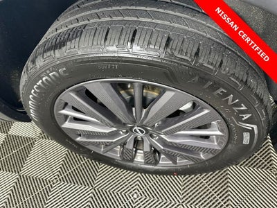 2023 Nissan Pathfinder SL Premium Package
