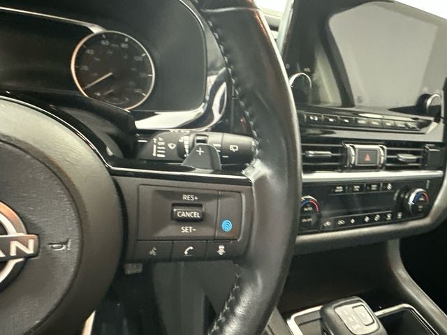 2023 Nissan Pathfinder SL Premium Package