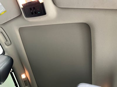 2023 Nissan Pathfinder SL Premium Package