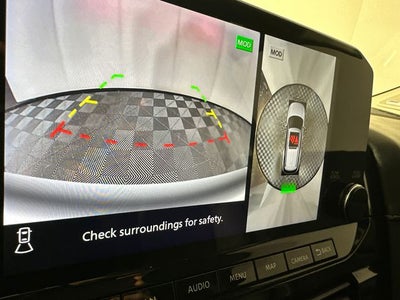 2023 Nissan Pathfinder SL Premium Package