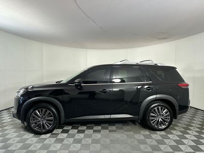 2023 Nissan Pathfinder SL Premium Package