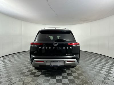 2023 Nissan Pathfinder SL Premium Package
