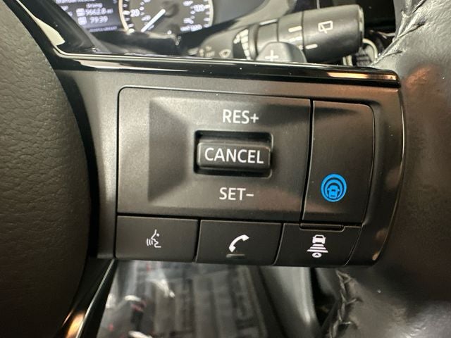 2023 Nissan Pathfinder SL Premium Package