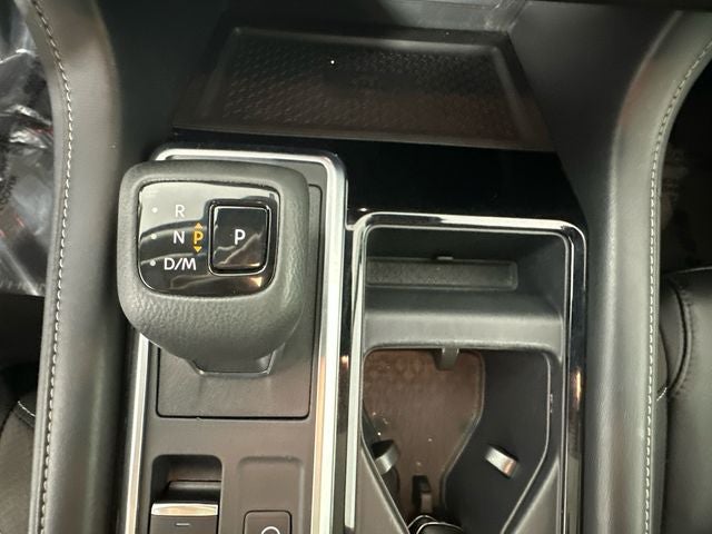 2023 Nissan Pathfinder SL Premium Package