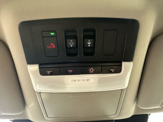 2023 Nissan Pathfinder SL Premium Package