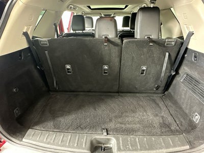 2023 Nissan Pathfinder SL Premium Package