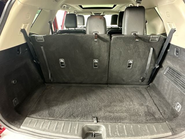 2023 Nissan Pathfinder SL Premium Package
