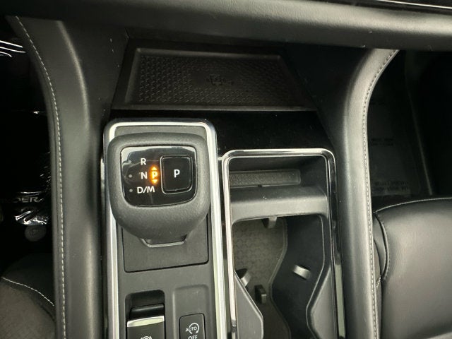 2023 Nissan Pathfinder SL Premium Package