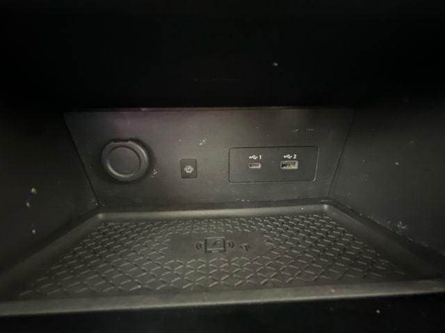 2023 Nissan Pathfinder SL Premium Package