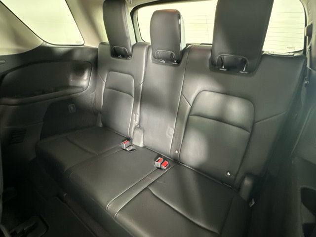 2023 Nissan Pathfinder SL Premium Package