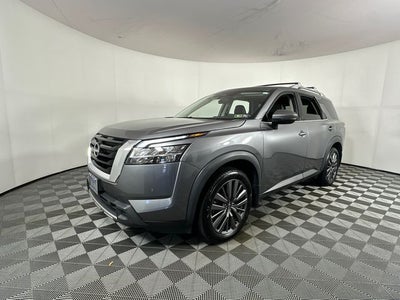 2023 Nissan Pathfinder SL Premium Package