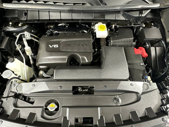 2023 Nissan Pathfinder SL Premium Package