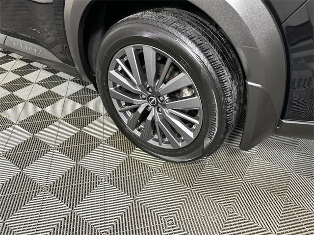 2023 Nissan Pathfinder SL Premium Package