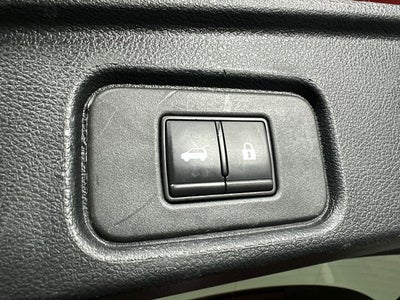 2023 Nissan Pathfinder SL Premium Package