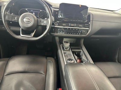 2023 Nissan Pathfinder SL Premium Package