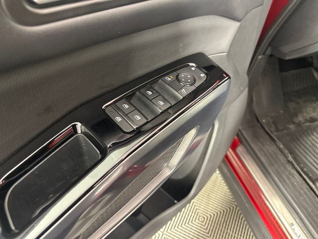 2023 Nissan Pathfinder SL Premium Package