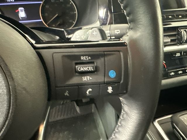 2023 Nissan Pathfinder SL Premium Package