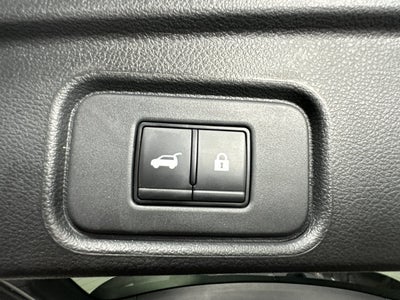 2023 Nissan Pathfinder SL Premium Package