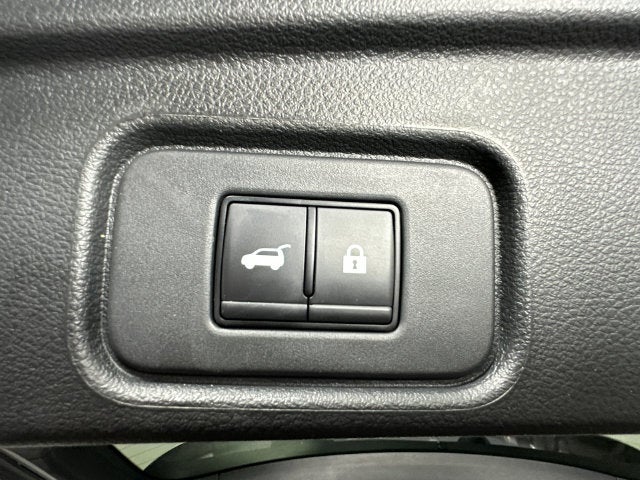 2023 Nissan Pathfinder SL Premium Package